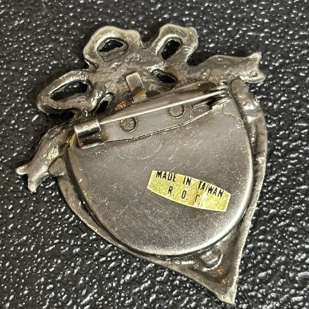 Vintage Taiwan Floral Bow Heart Pewter Picture Frame Brooch